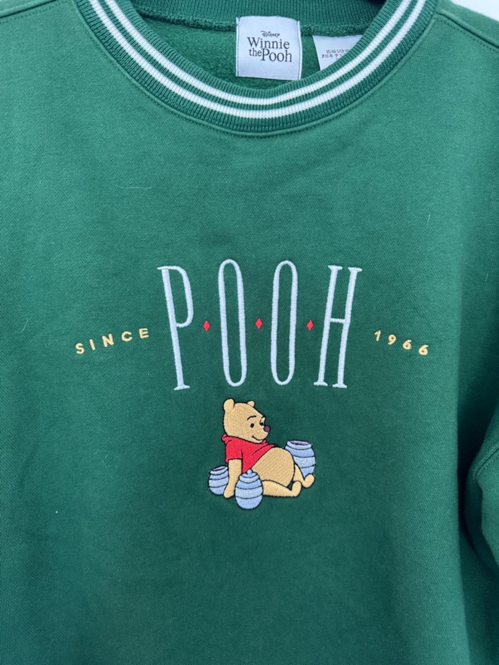 Disney Winnie The Pooh Green Vintage Style Graphic Crewneck Sweatshirt - Size S - Picture 3 of 6